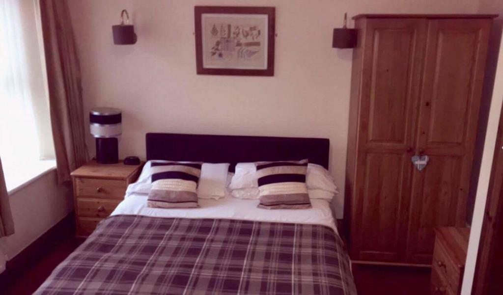 Dillwyn'S Hotel Pontardawe Esterno foto
